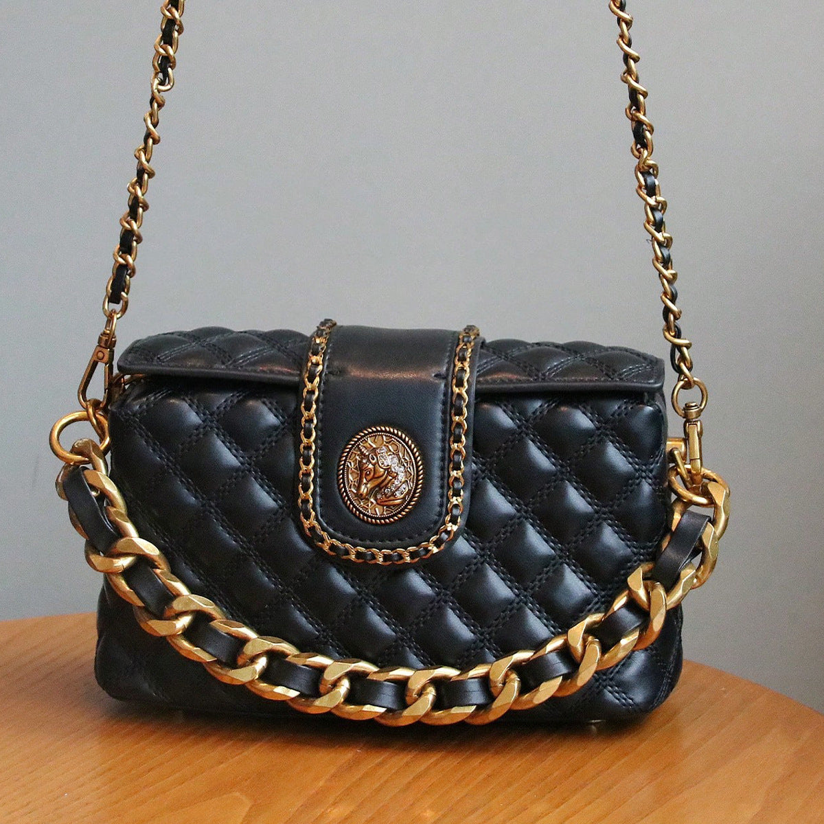 Fosca Quilted Chain Shoulder Bag