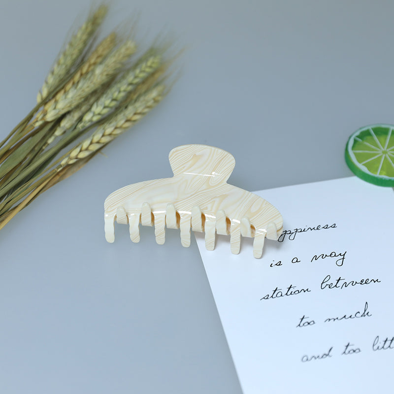 Giada Marble Hair Claw Clip