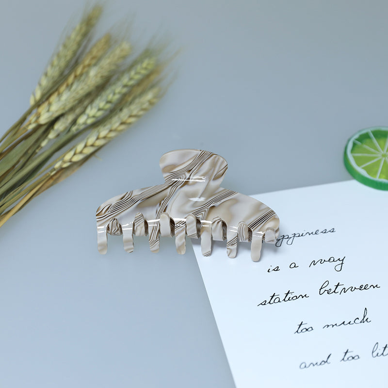 Giada Marble Hair Claw Clip