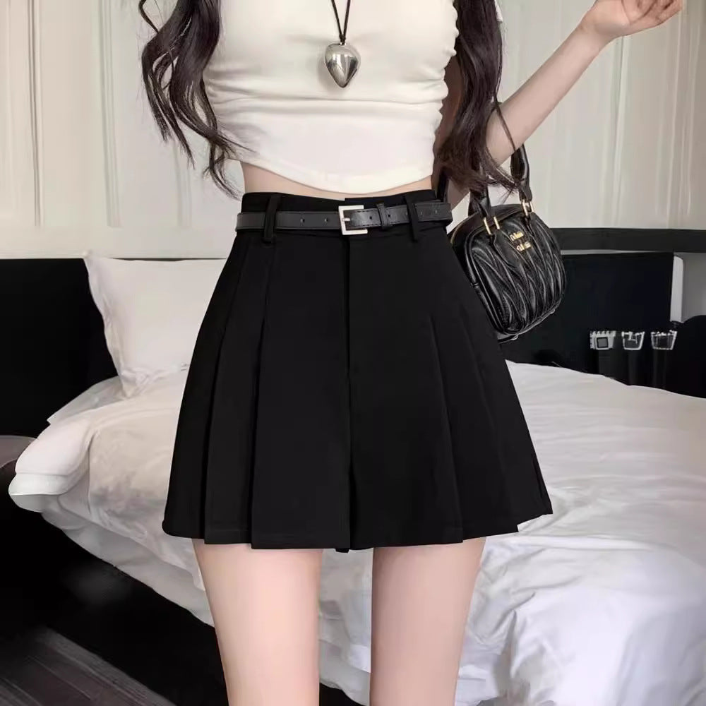 Vanda Pleated Suit Short
