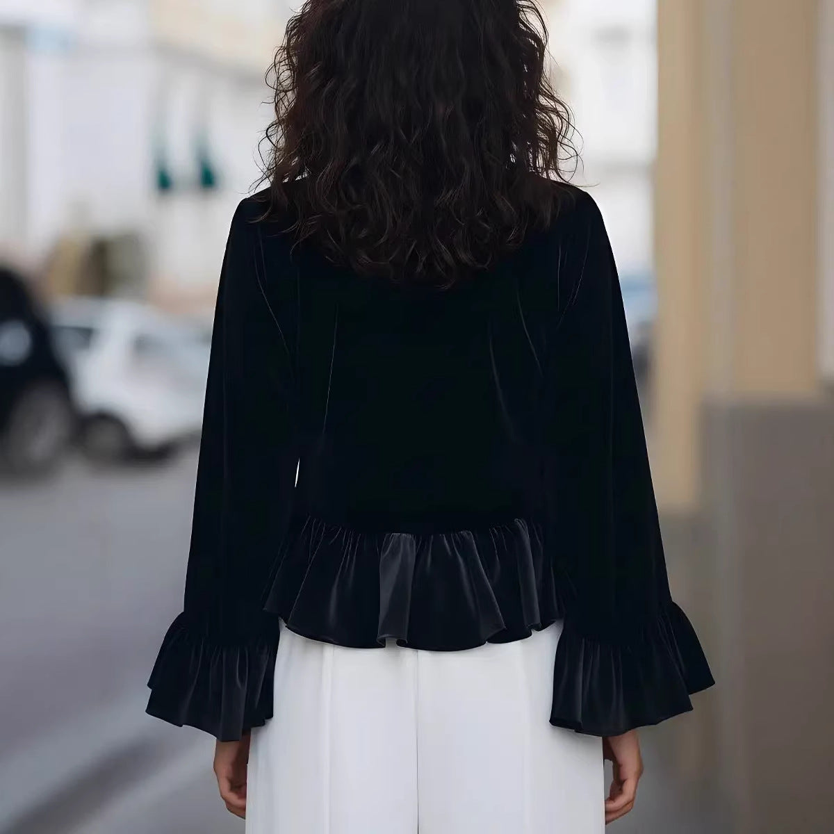 Eloisa Velvet Flute Top