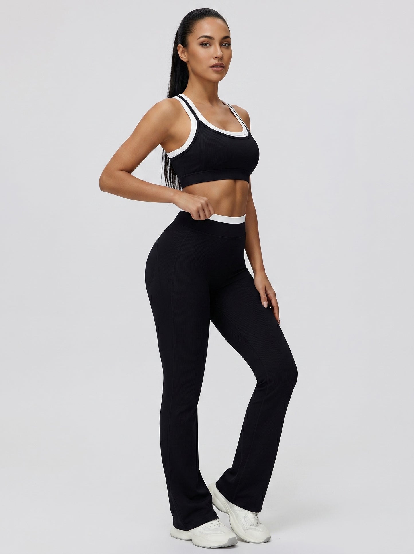 Elena Contrast Ribbed Active Set on model
