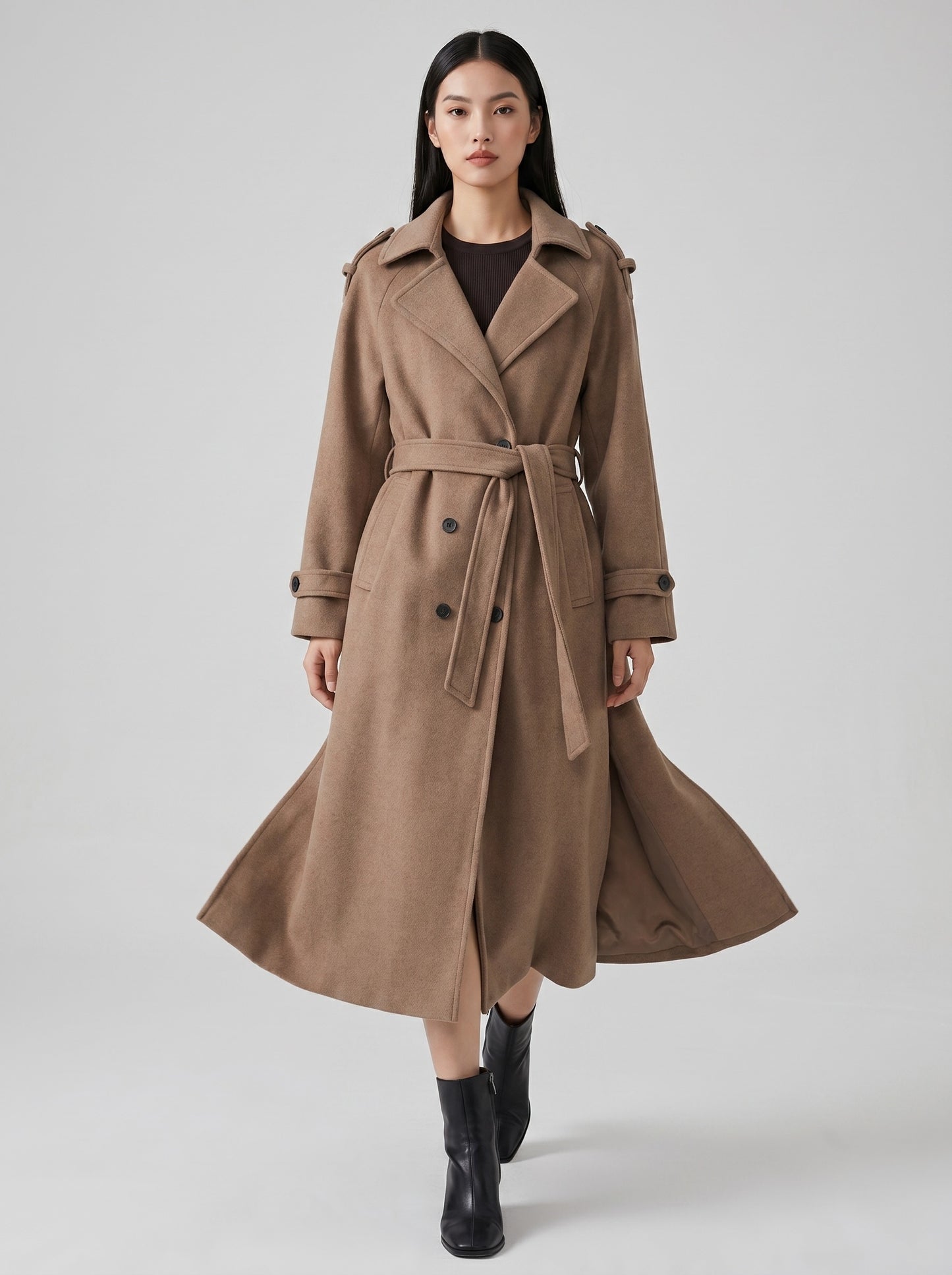 Ginevra Wool Overcoat on model