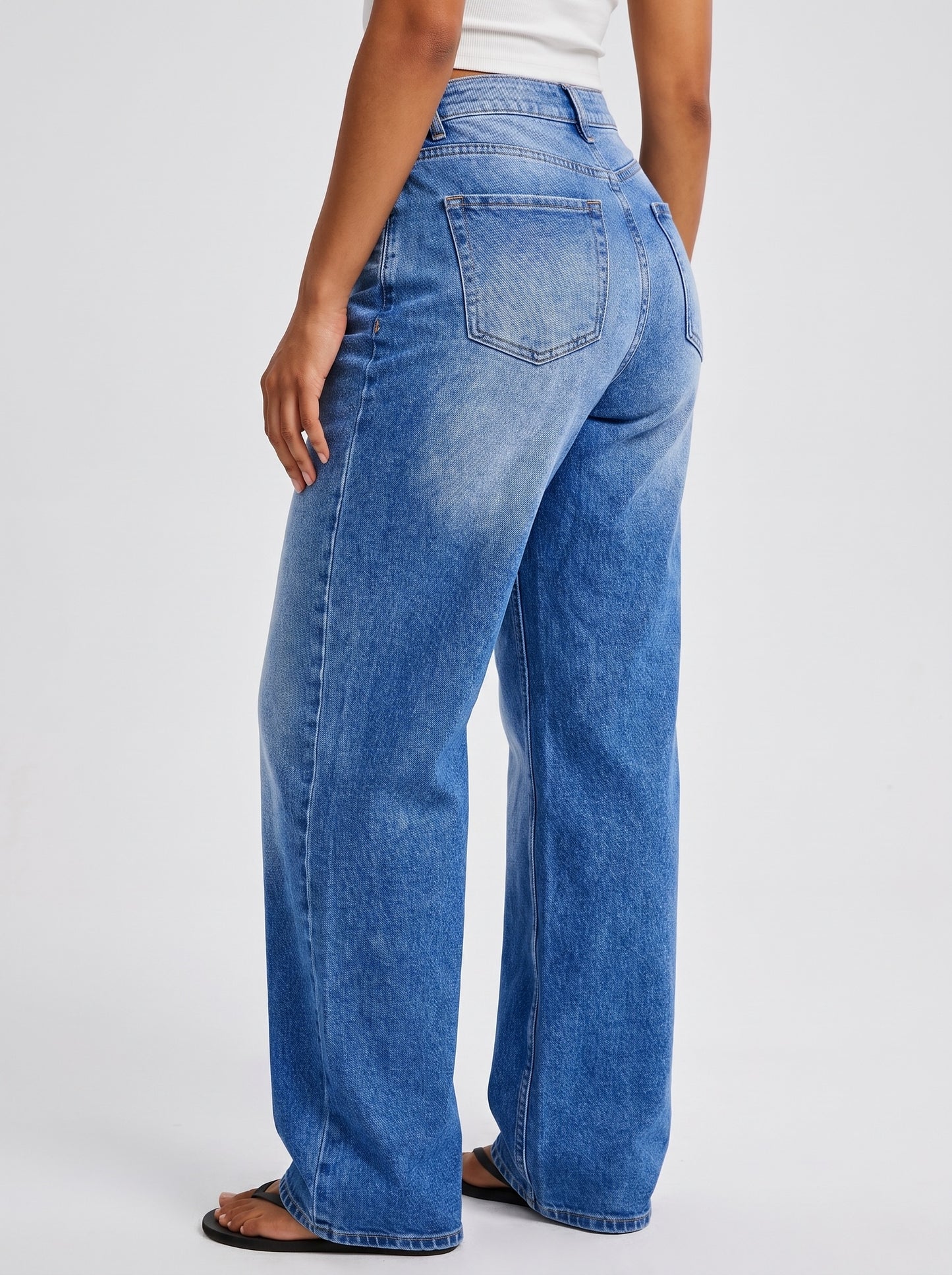 Indie 90s Wide-Leg Jeans on model