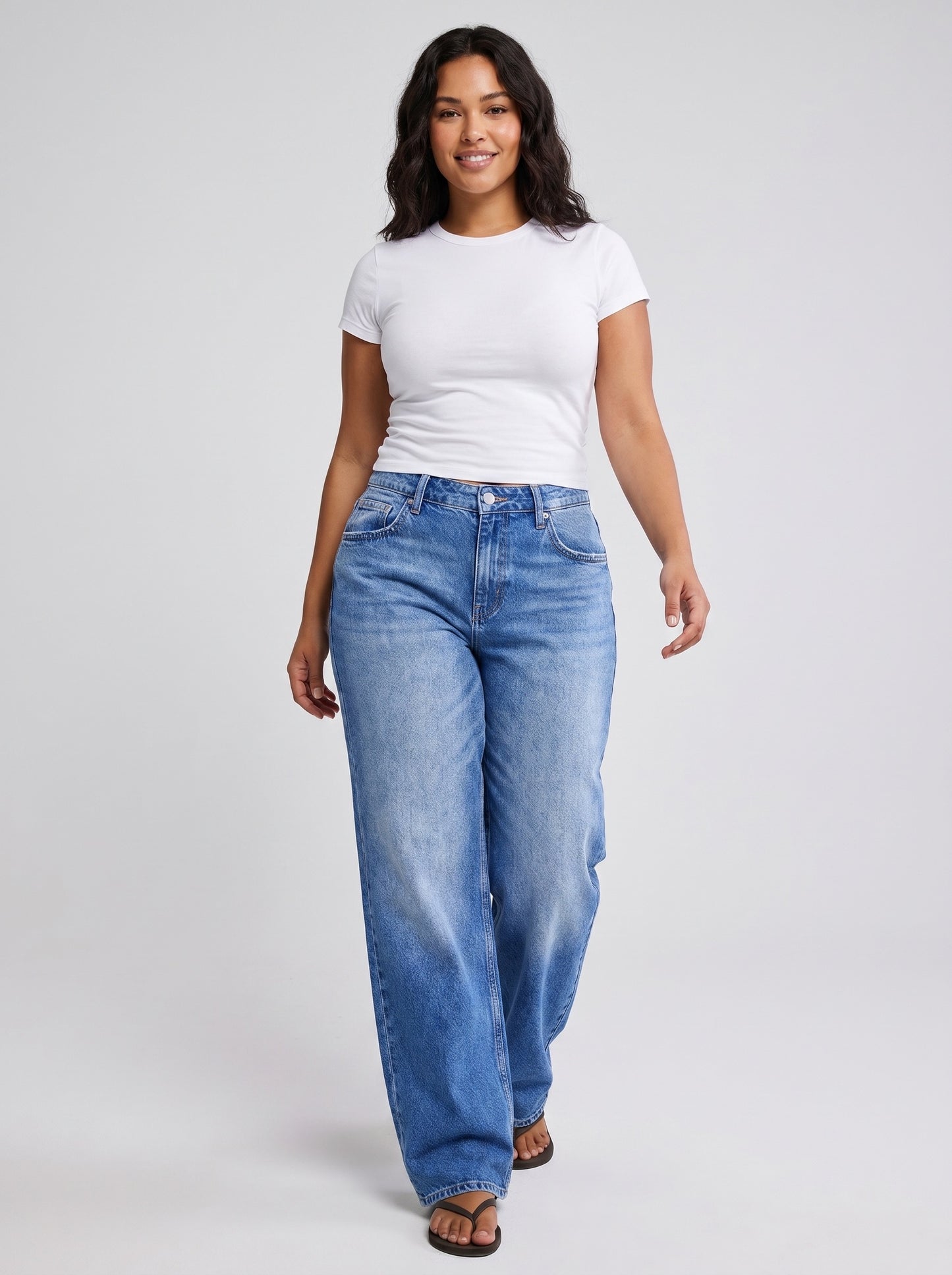 Indie 90s Wide-Leg Jeans on model