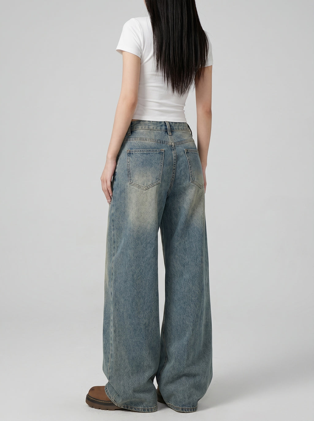 Livia Baggy Wide-Leg Jean on model