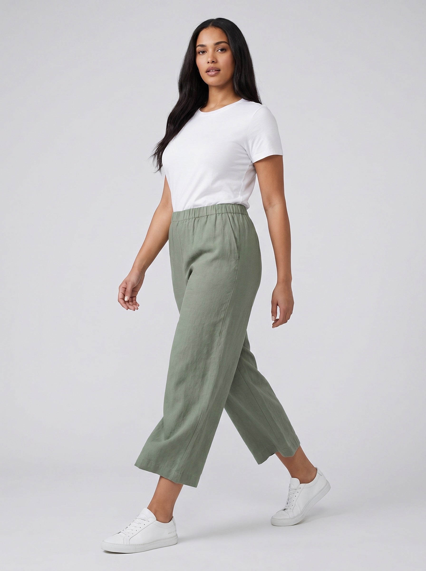 Marcella Cropped Linen Pant on model