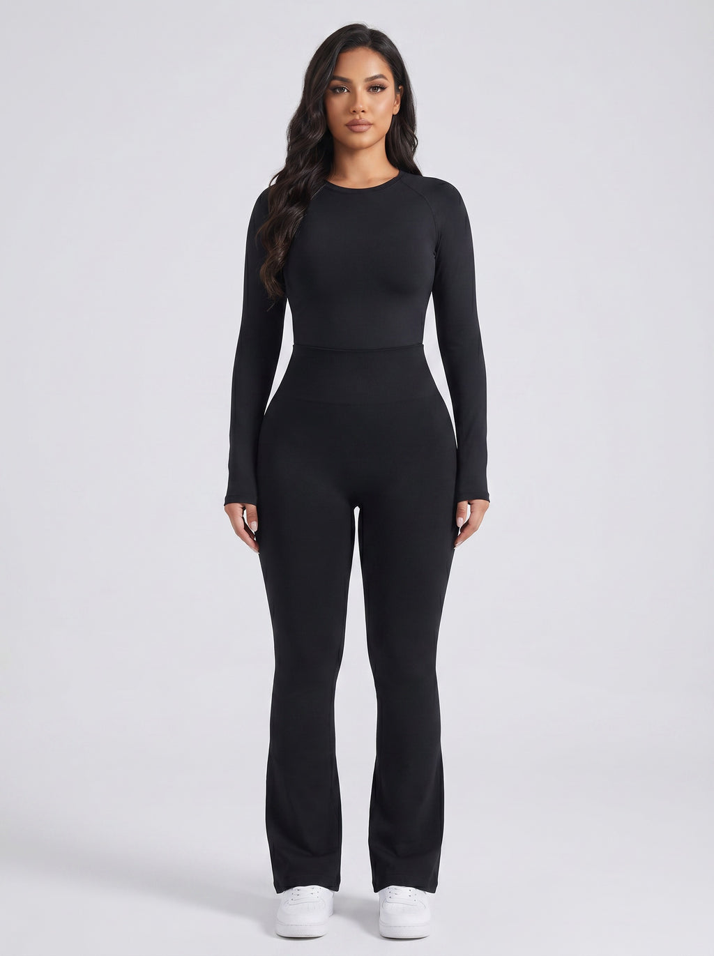 Ondina Flare Legging on model