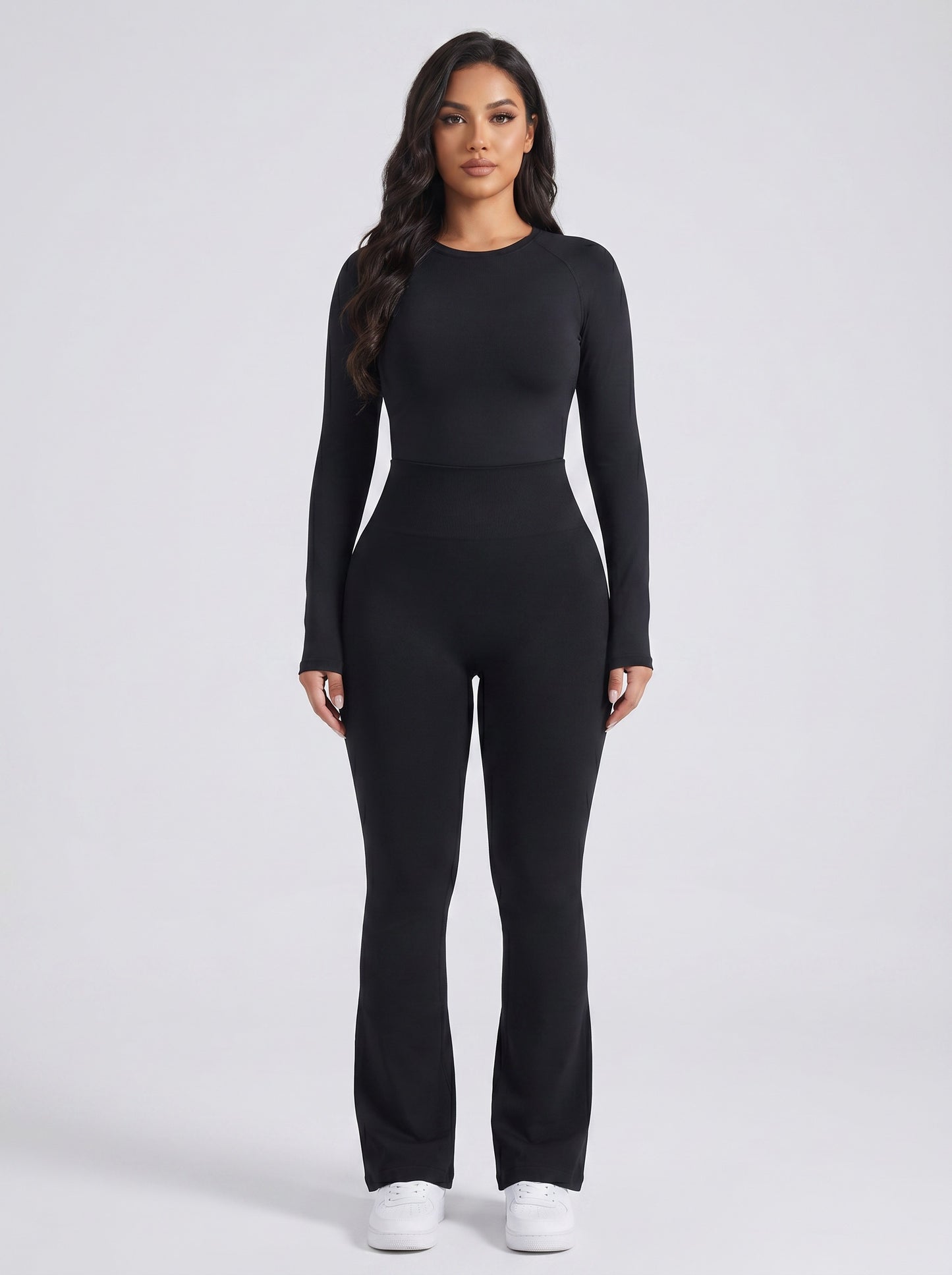 Ondina Flare Legging on model