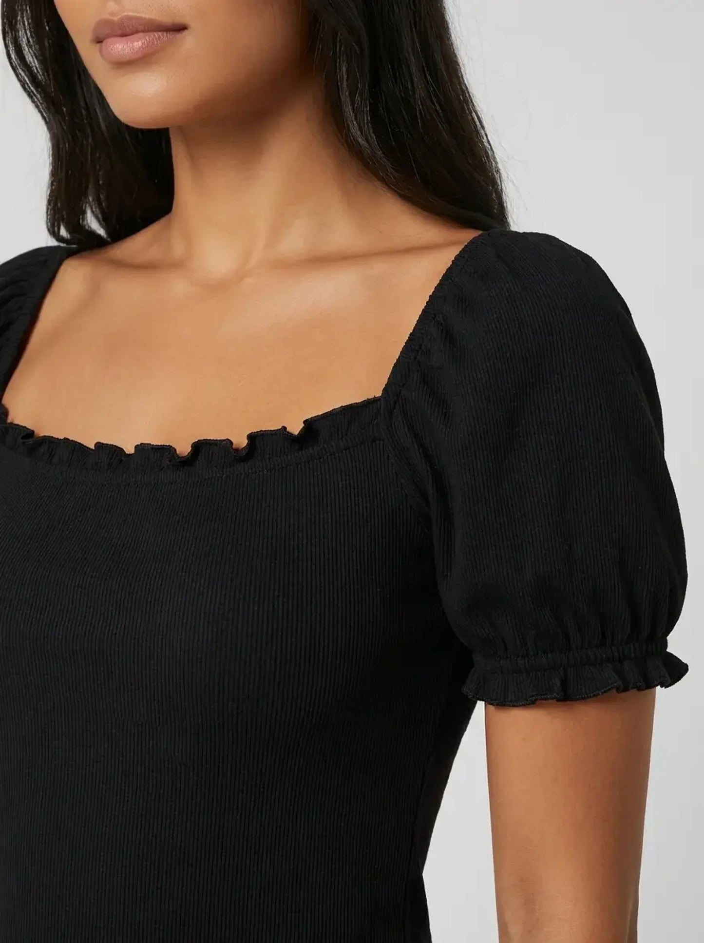 Ortensia Puff-Sleeve Top on model