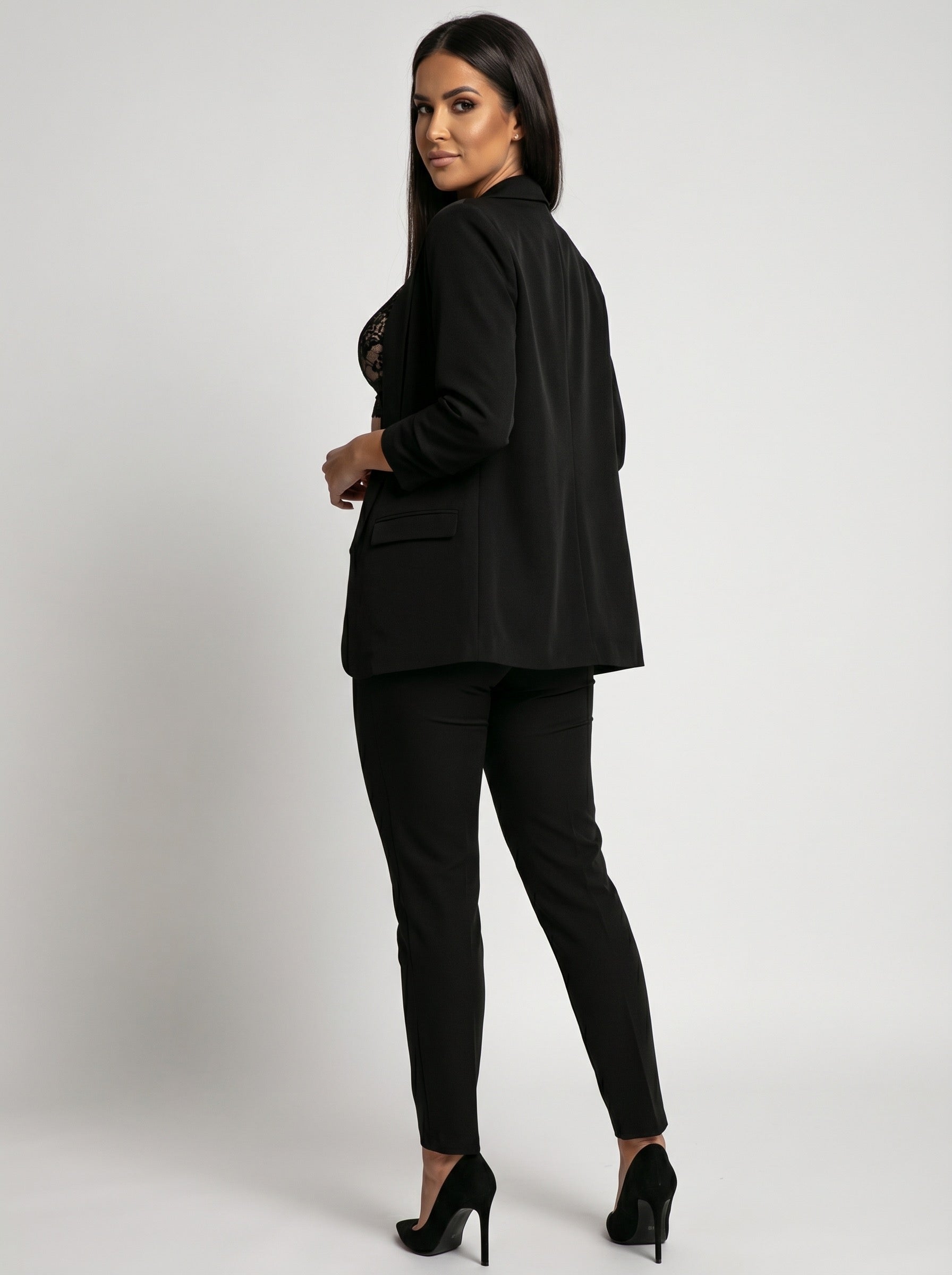 Valentina Relaxed Blazer on model